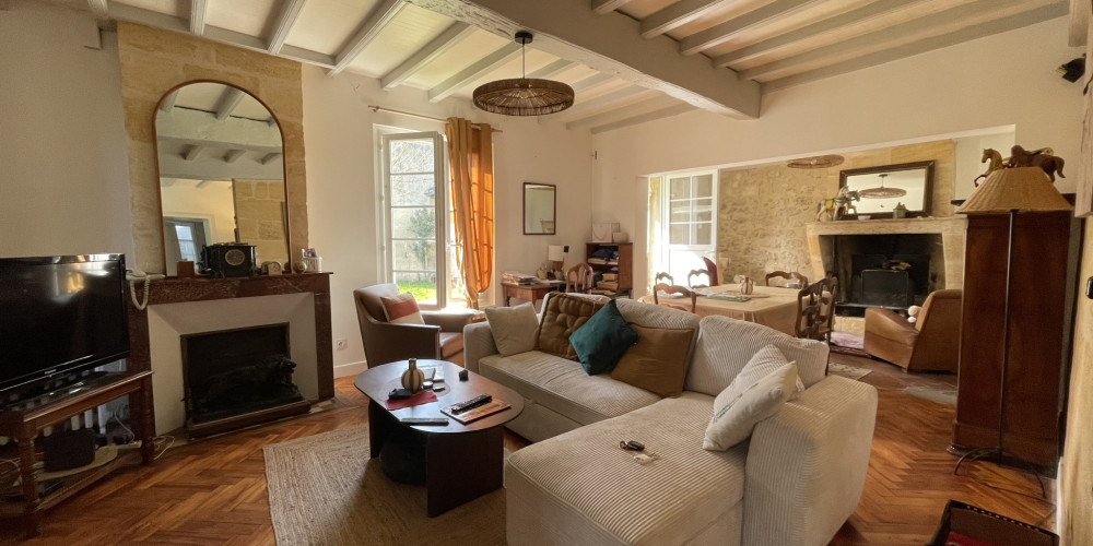 maison à STE TERRE (33350)